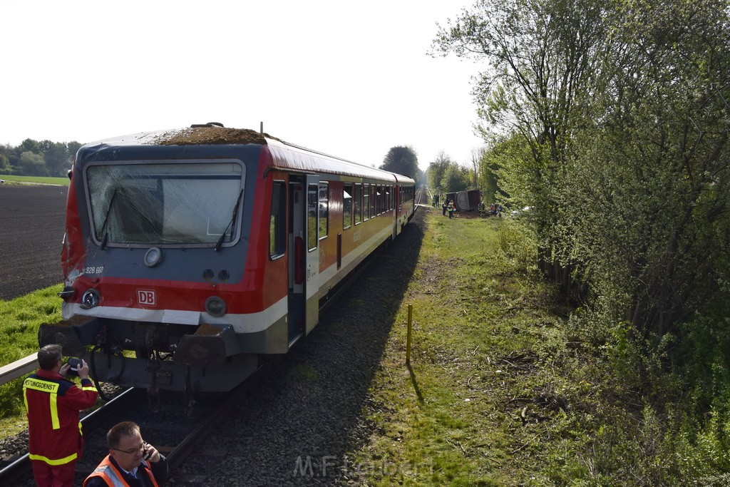 Schwerer VU LKW Zug Bergheim Kenten Koelnerstr P148.JPG - Miklos Laubert